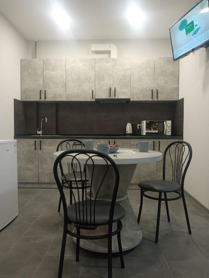 Apartment Edelweiss Uzjhorod Eksteriør bilde