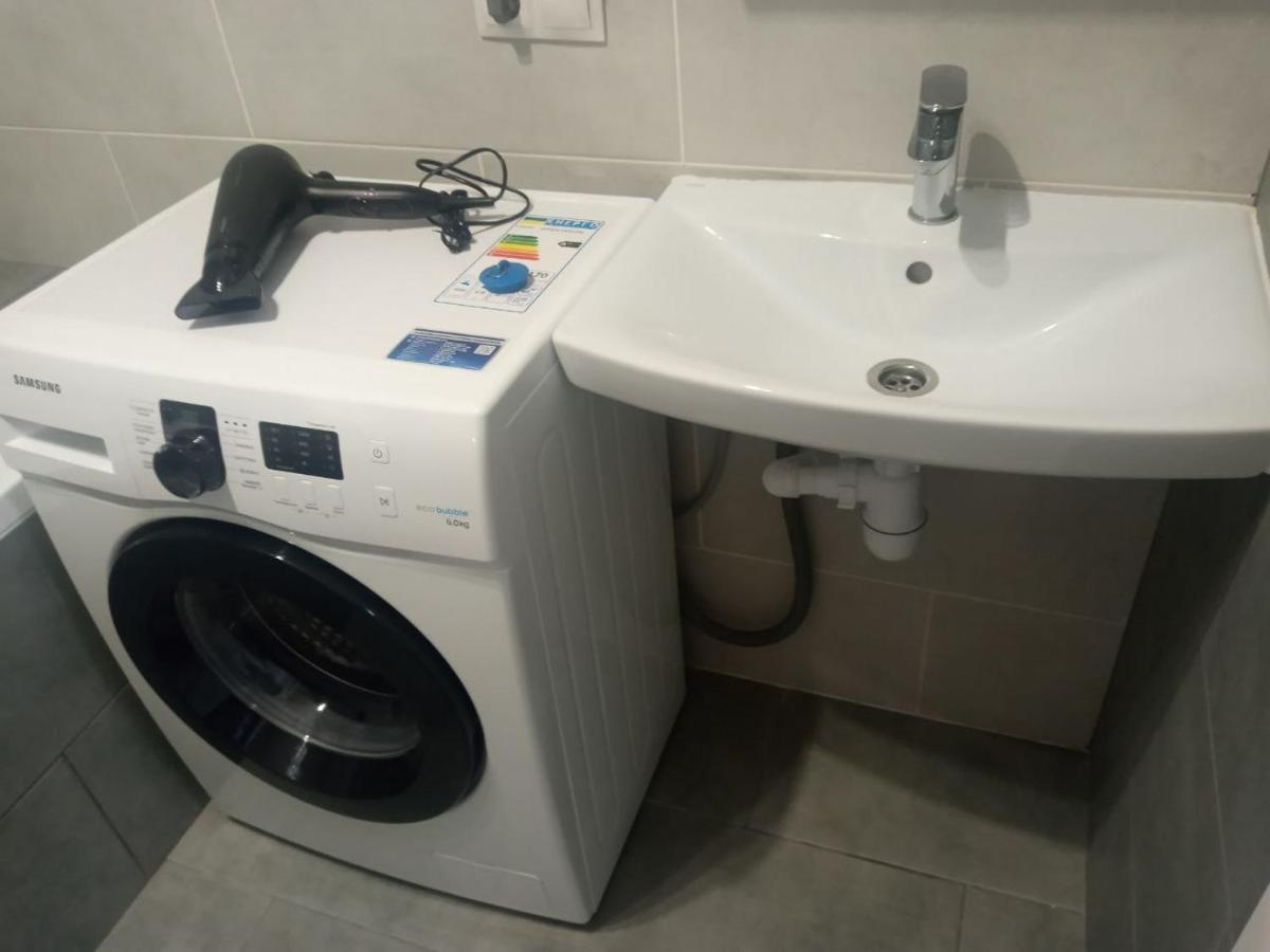 Apartment Edelweiss Uzjhorod Eksteriør bilde